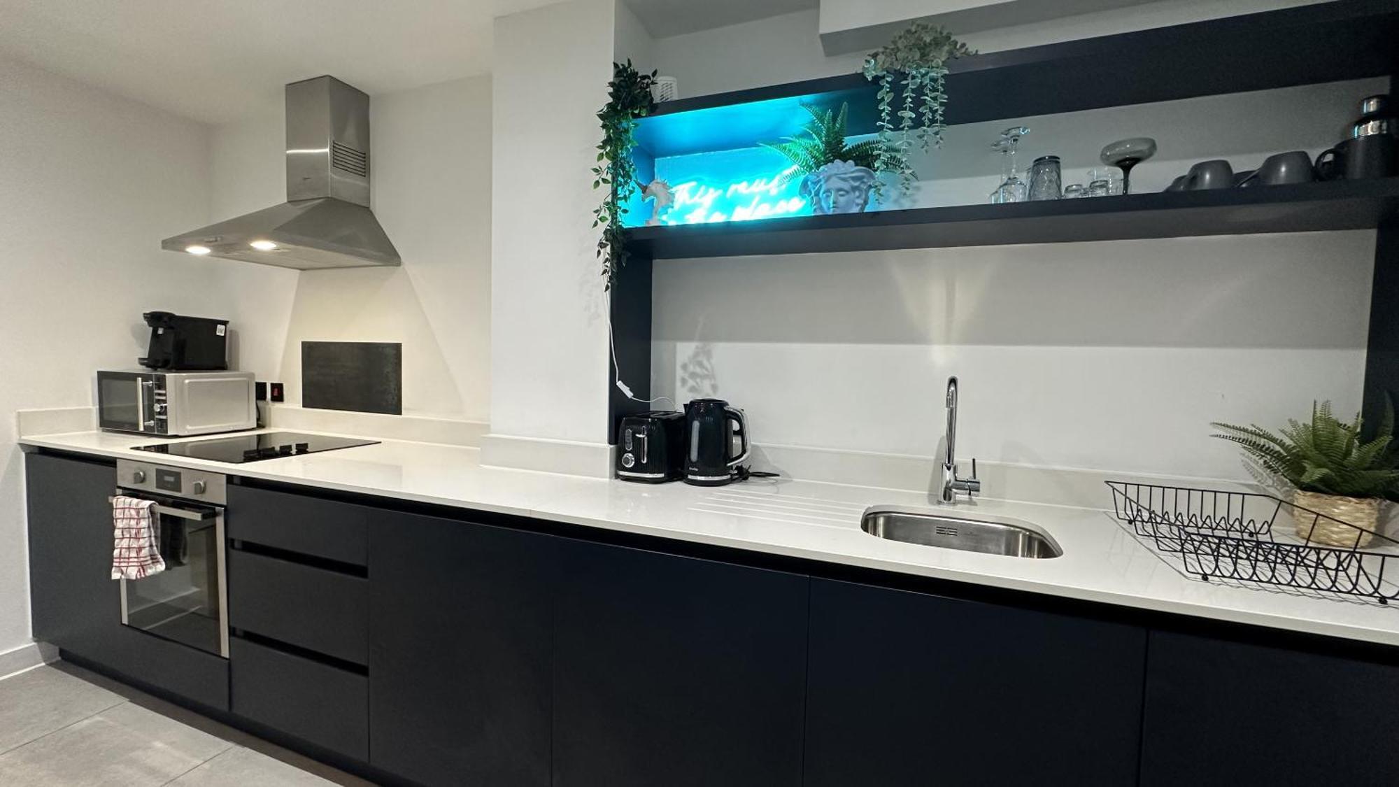 Lux Livin' Apartments - Luxury 2 Bed Apartment With Sky Garden Manchester Eksteriør billede