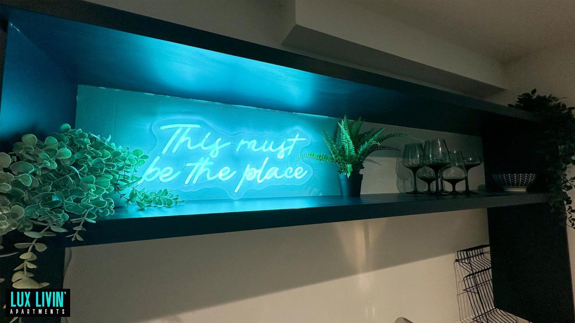 Lux Livin' Apartments - Luxury 2 Bed Apartment With Sky Garden Manchester Værelse billede