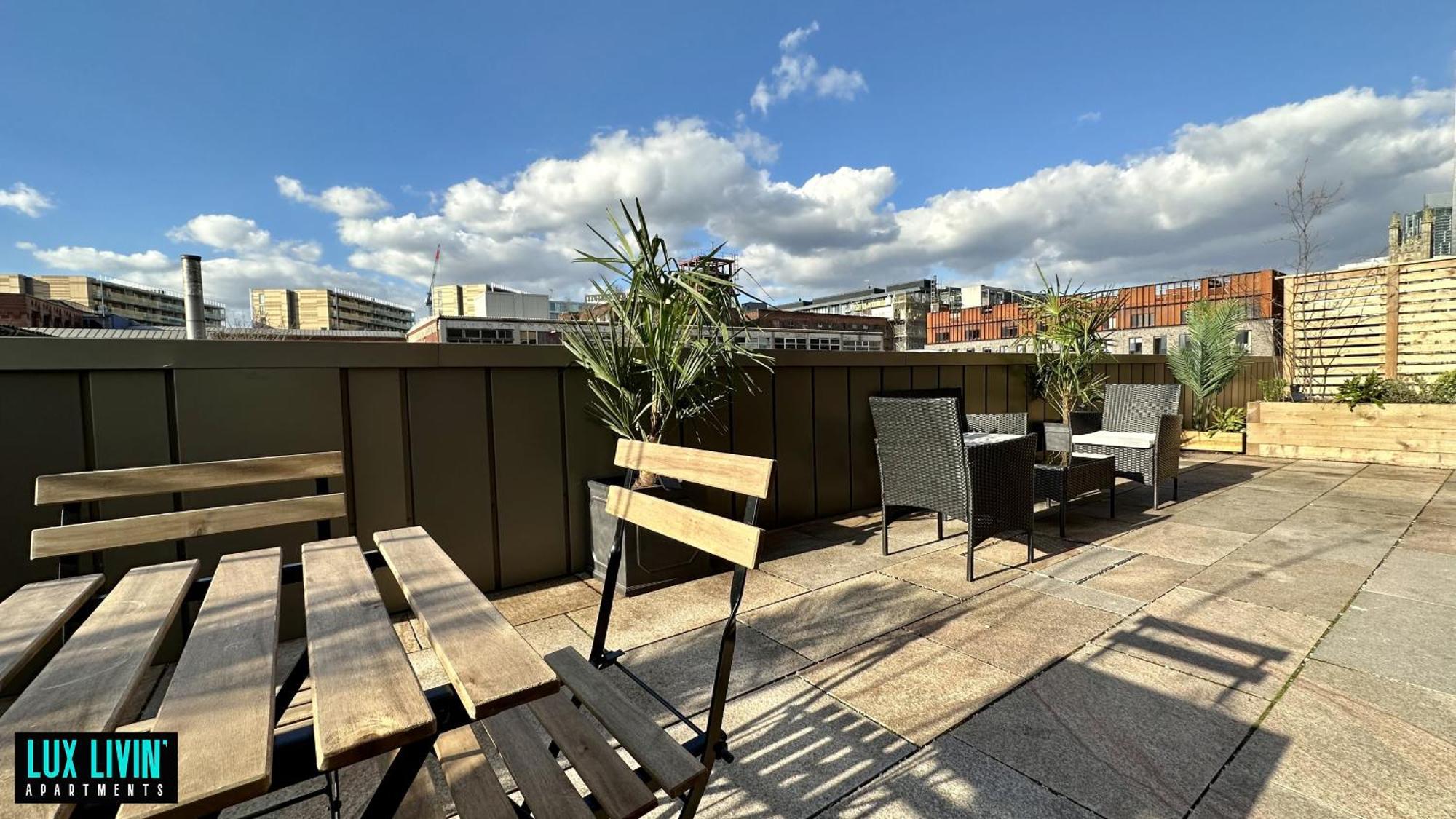 Lux Livin' Apartments - Luxury 2 Bed Apartment With Sky Garden Manchester Værelse billede
