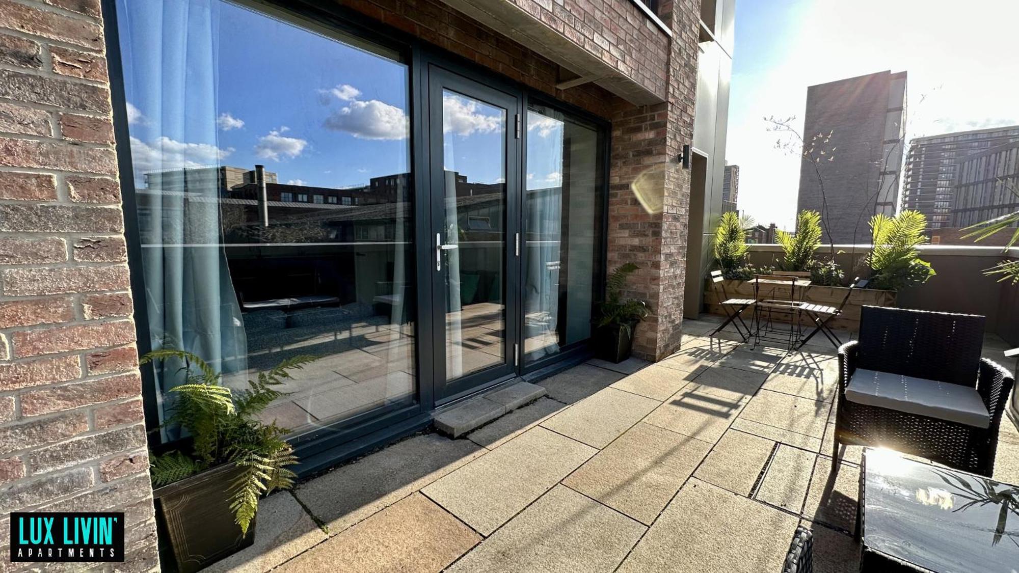 Lux Livin' Apartments - Luxury 2 Bed Apartment With Sky Garden Manchester Værelse billede